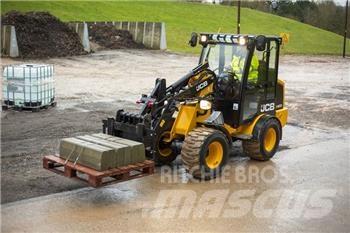 JCB 403 لوادر انزلاقية التوجيه