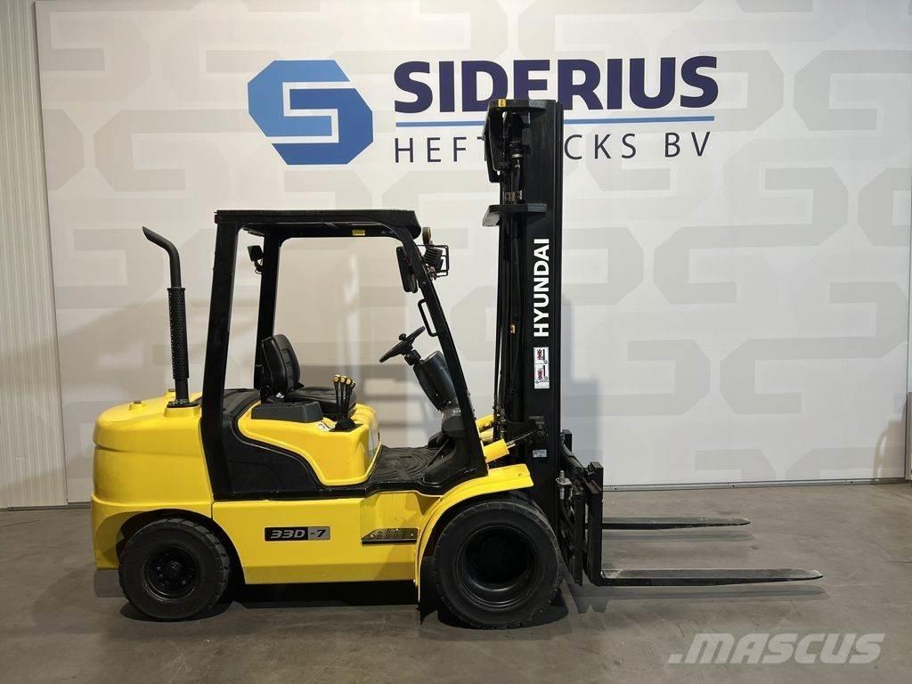 Hyundai 33D-7 شاحنات الديزل