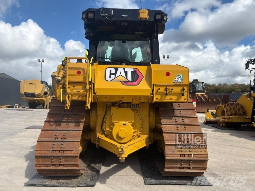 CAT D 6 LGP بلدوزرات مجنزرة