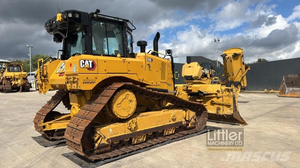 CAT D 6 LGP بلدوزرات مجنزرة