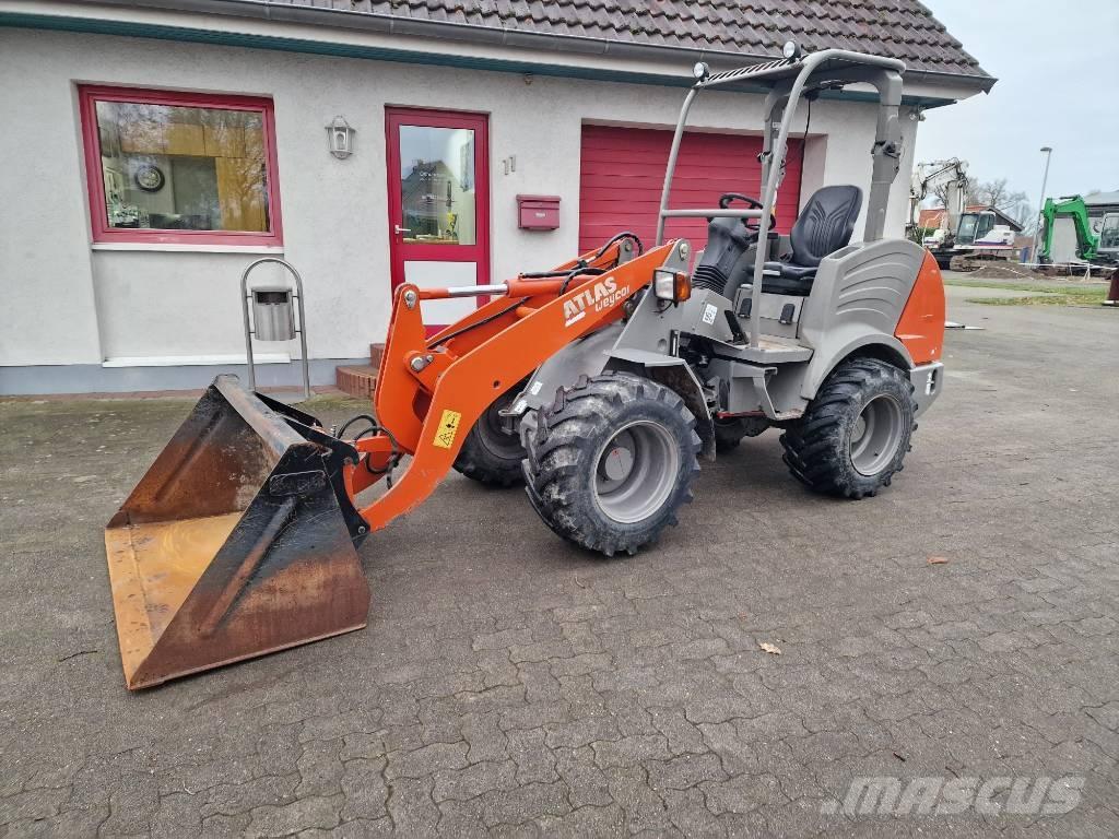 Atlas AR 40 لوادر بعجل