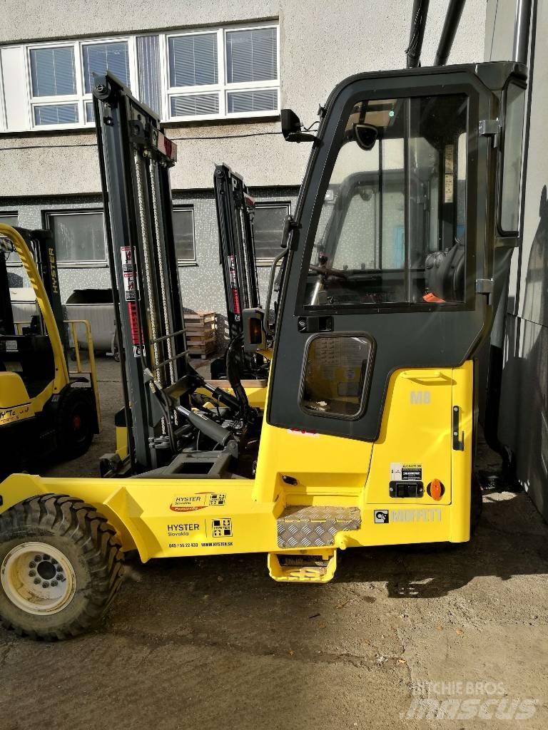 Moffett M8 35.3 شاحنات الطرق الوعرة