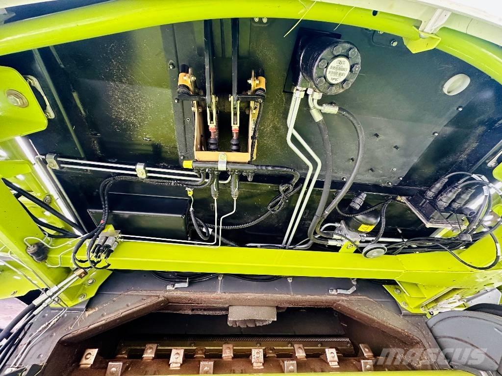 CLAAS Lexion 670 حصادات