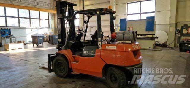 Toyota 7FG40 شاحنات LPG