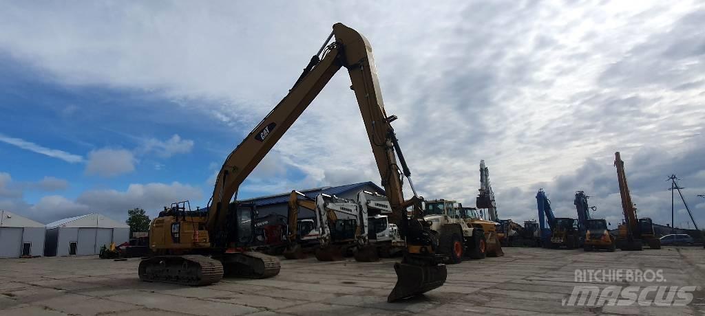 CAT 330 FLN حفارات طويلة الذراع