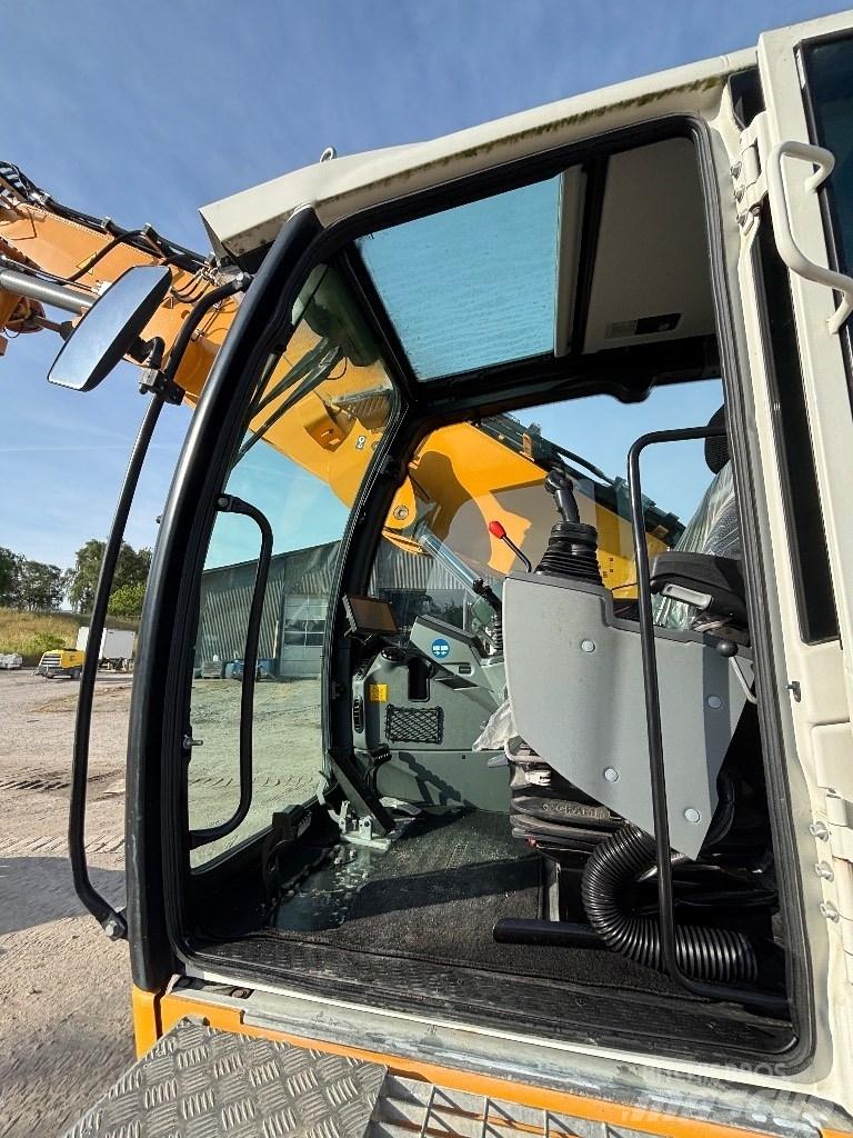 Liebherr LH 22 مناولات المخلفات / مناولات صناعية