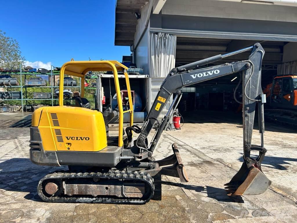 Volvo EC 25 حفارات صغيرة أقل من 7 طن (حفارات صغيرة)
