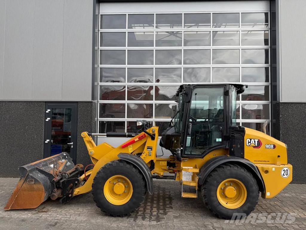 CAT 908 لوادر بعجل