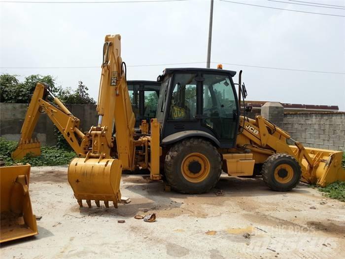 JCB 3 CX لوادر ذات جرافات عكسية