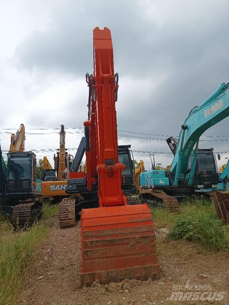 Hitachi ZX 350 حفارات زحافة