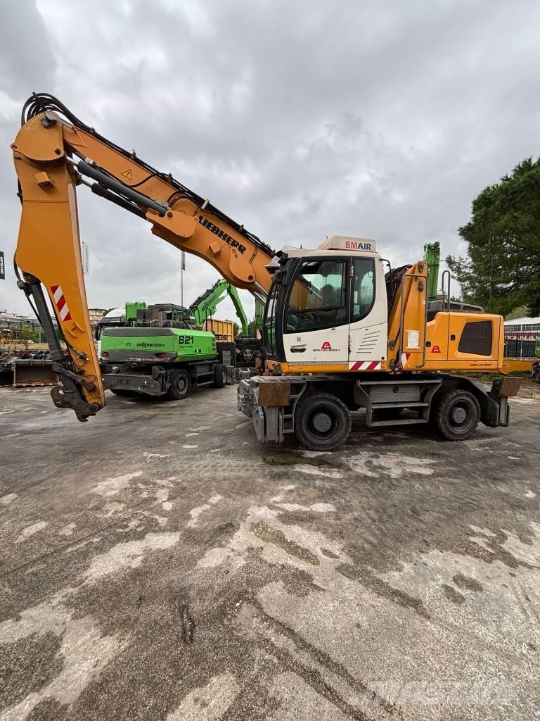 Liebherr LH 24 M مناولات المخلفات / مناولات صناعية