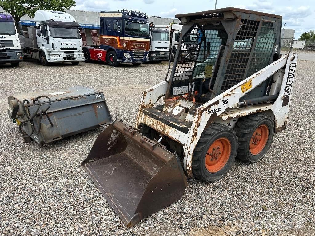 Bobcat 553 لوادر انزلاقية التوجيه