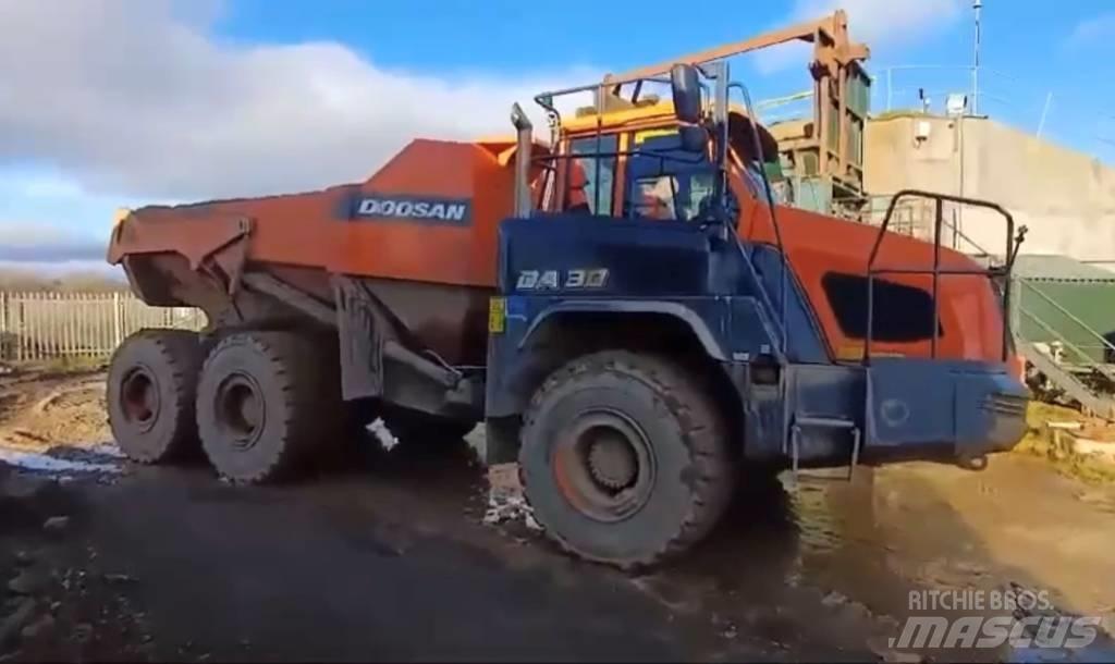 Doosan DA 30 -7 ساحبات مفصلية