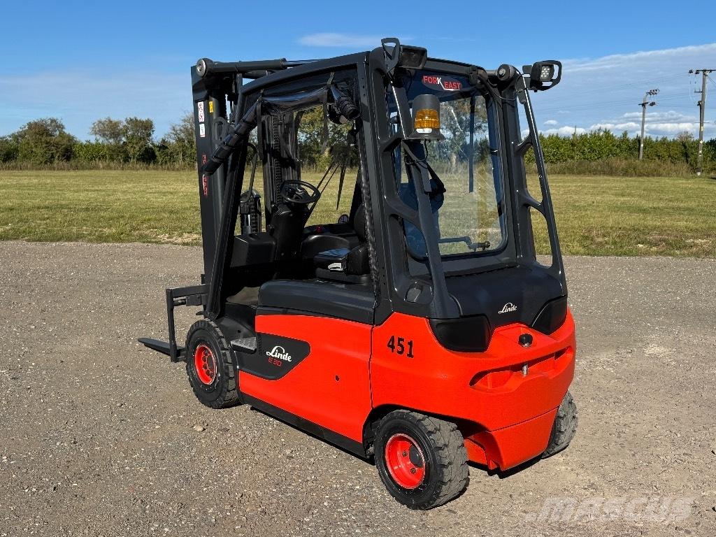 Linde E 30 شاحنات ذات رافعات شوكية تعمل بالكهرباء