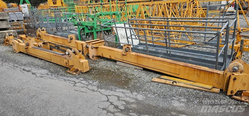 Liebherr 200 EC-H 10 رافعات برجية