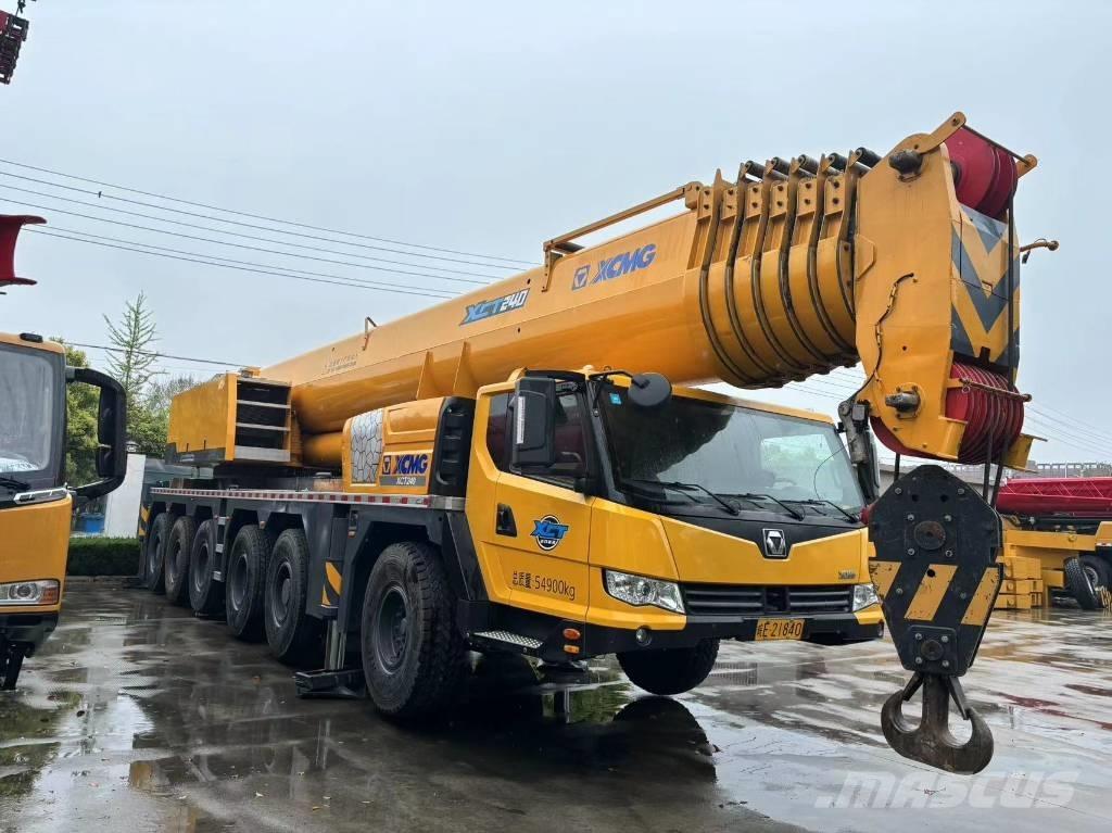 XCMG XCT240 رافعات الطرق الوعرة