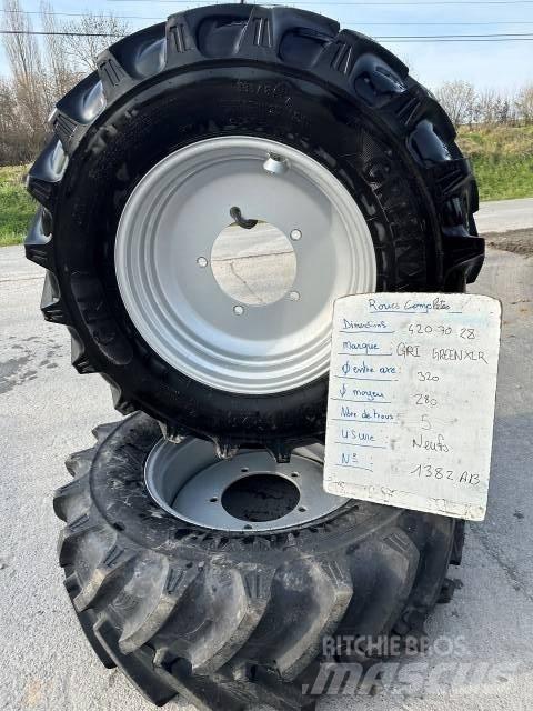  GREENEX 320/70R28 الإطارات والعجلات والحافات