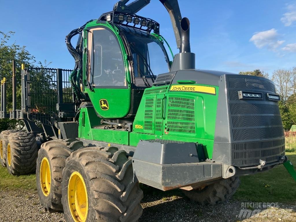 John Deere 1510G شاحنات