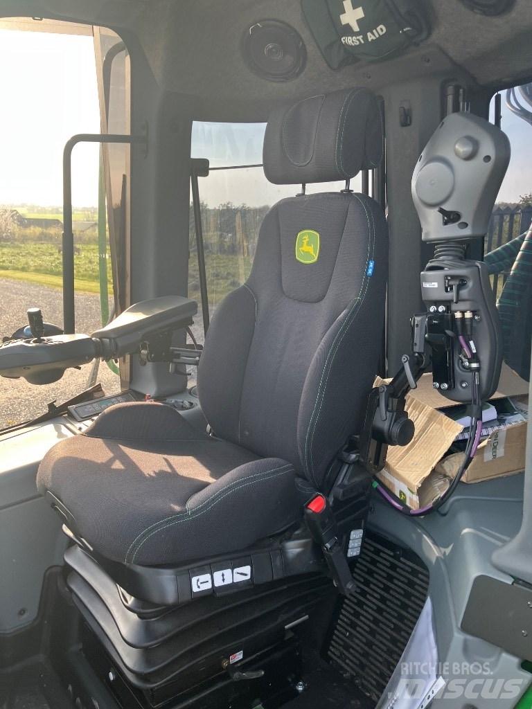 John Deere 1510G شاحنات