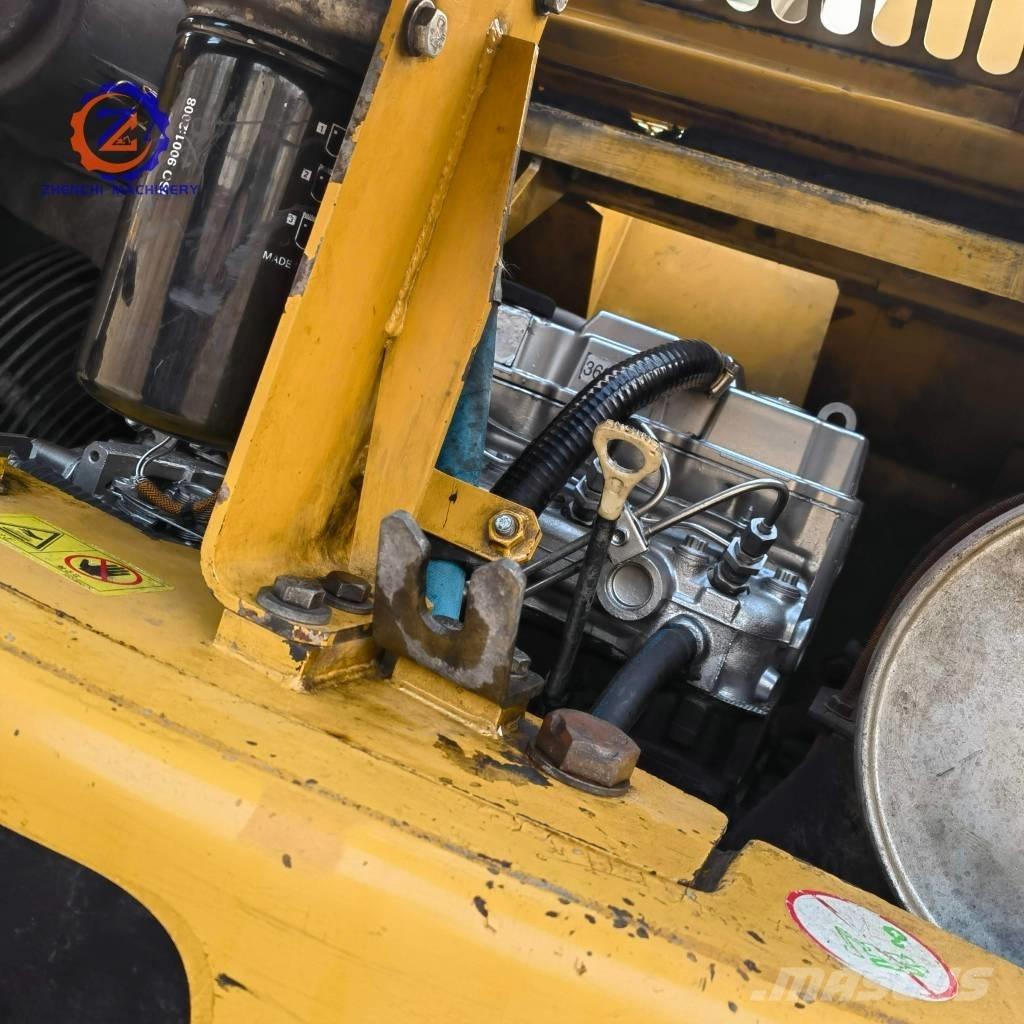 CAT 308 D حفارات وسط 7 طن - 12 طن