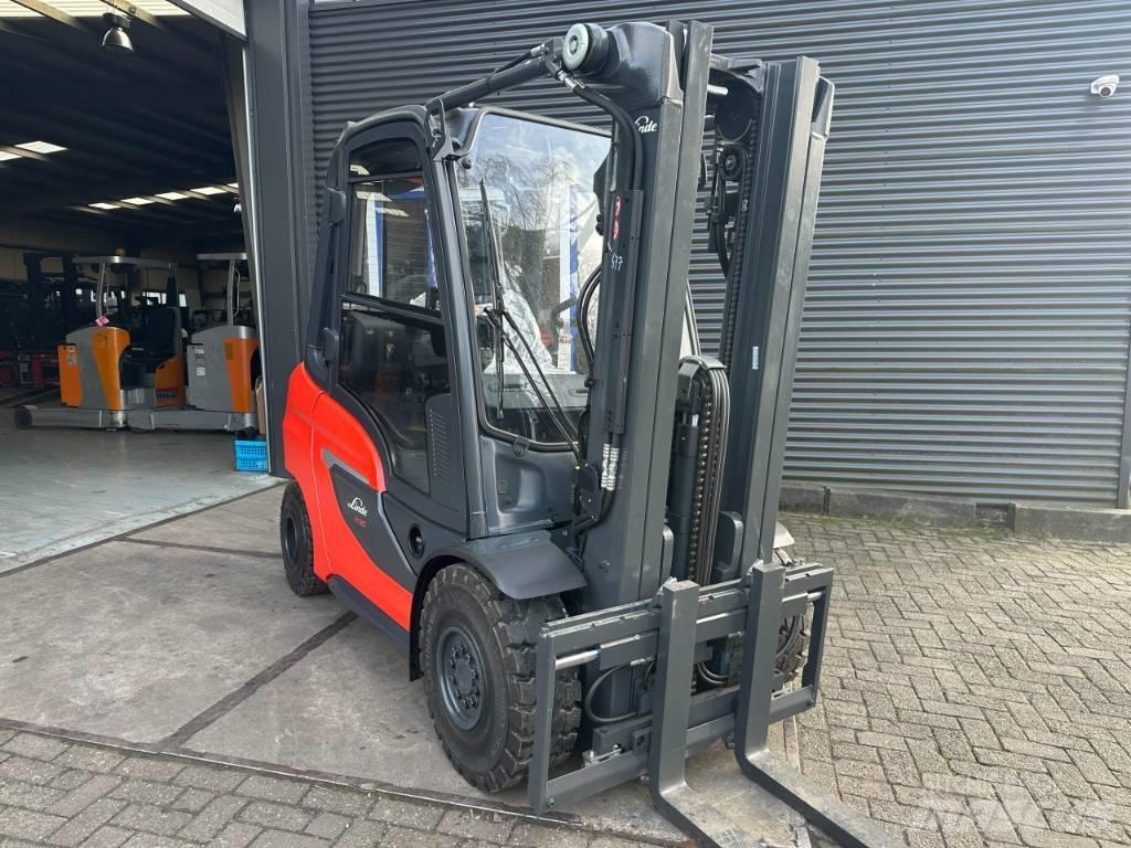 Linde H30D-01 شاحنات الديزل