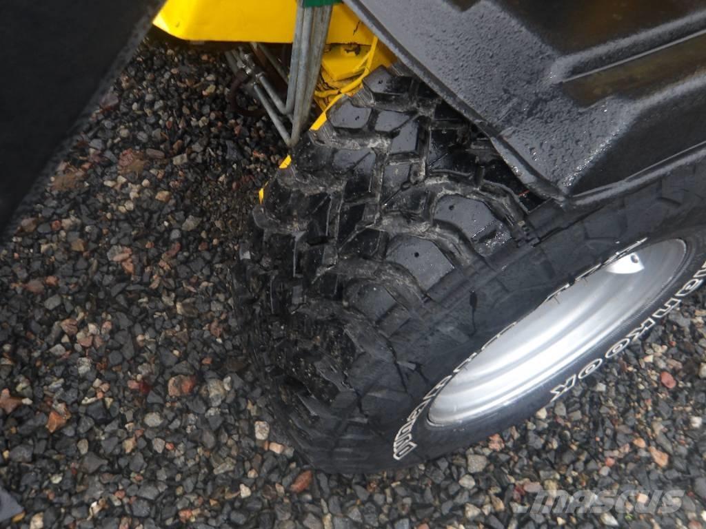 Wille 445 جرارات مدمجة