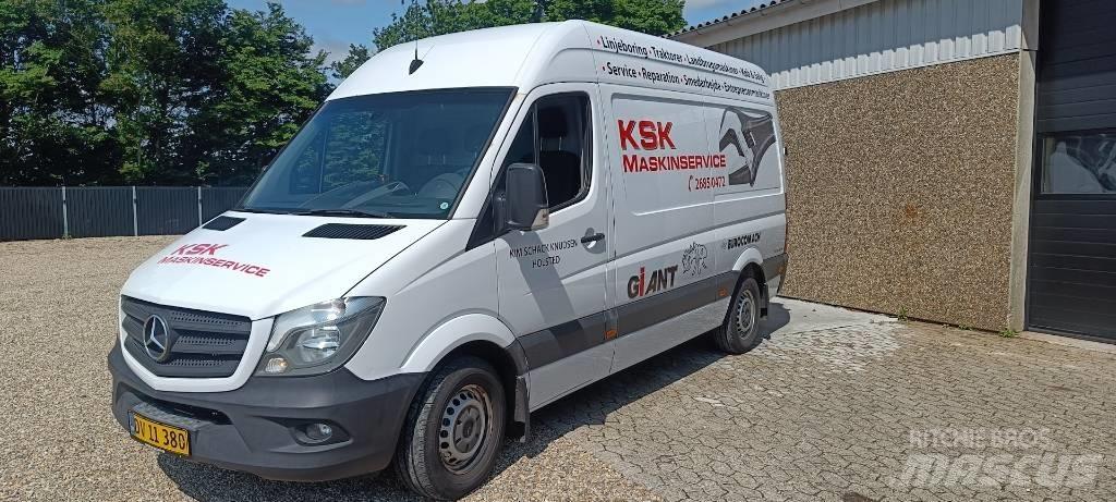 Mercedes-Benz 319 هيكل صندوقي