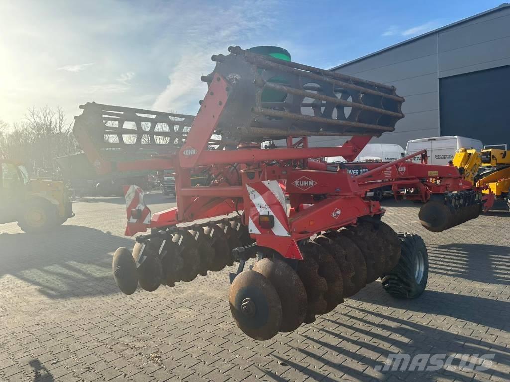 Kuhn Discover XM 36 زحافات ساحقة