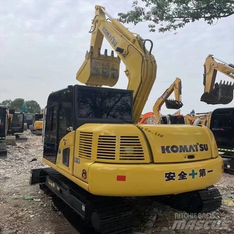 Komatsu 70-8 حفارات زحافة