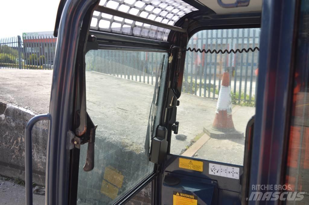 Hanix H 22 cab حفارات صغيرة أقل من 7 طن (حفارات صغيرة)