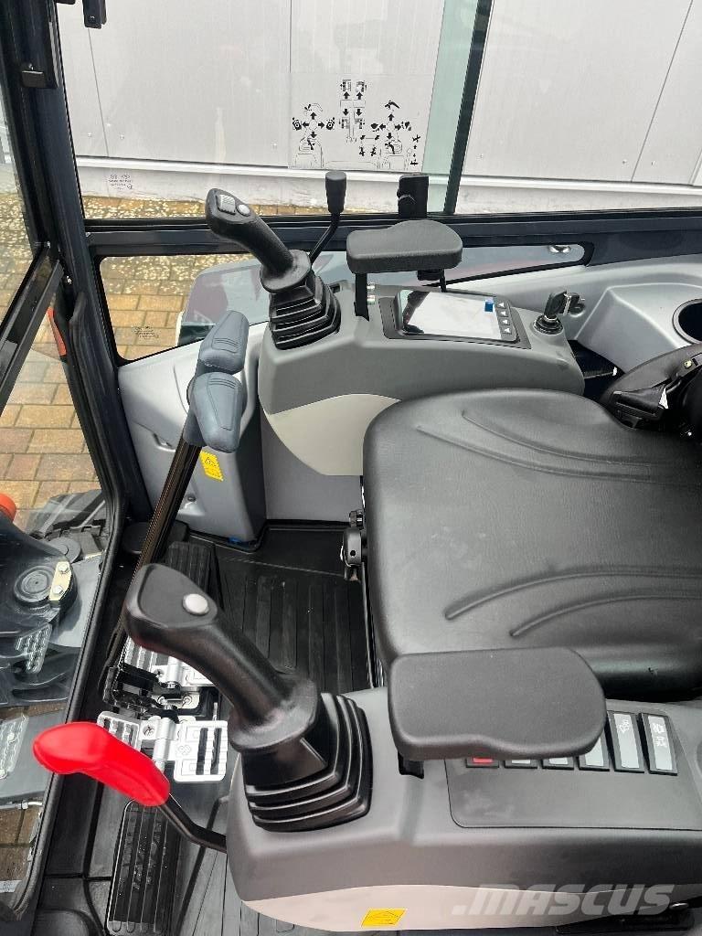 Atlas AC 25 UF حفارات صغيرة أقل من 7 طن (حفارات صغيرة)