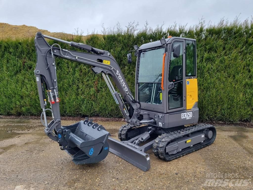 Volvo ECR 25 D حفارات صغيرة أقل من 7 طن (حفارات صغيرة)
