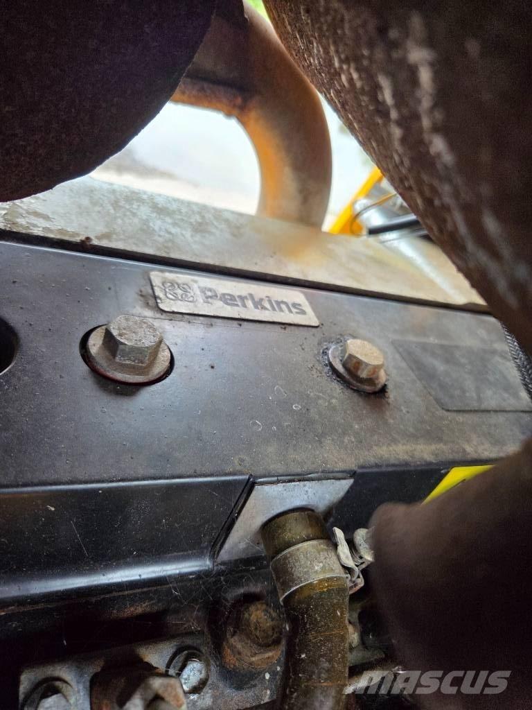 JCB 3 CX SM لوادر ذات جرافات عكسية