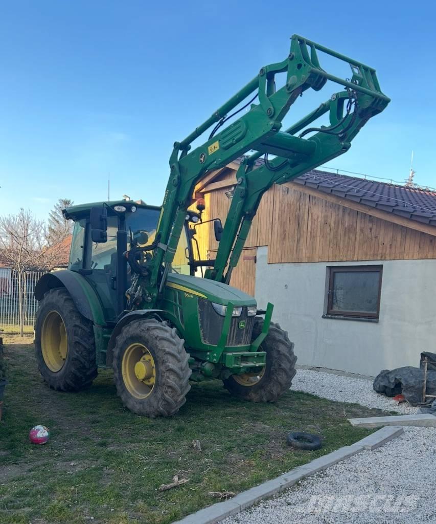 John Deere 5100 R الجرارات