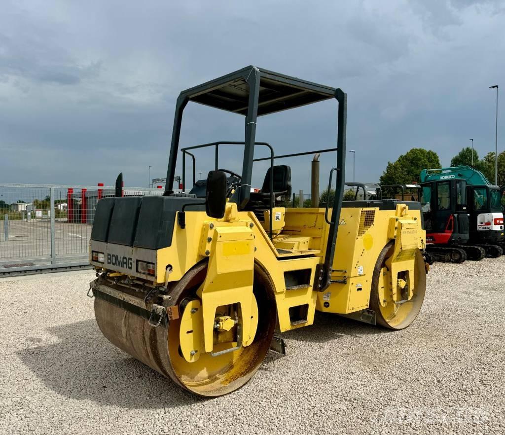 Bomag BW 144 AD-2 مداحل ثنائية الاسطوانة