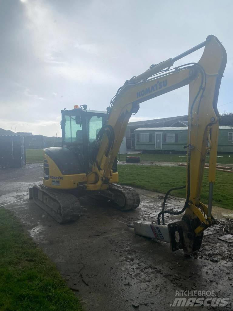 Komatsu PC 55 MR حفارات صغيرة أقل من 7 طن (حفارات صغيرة)