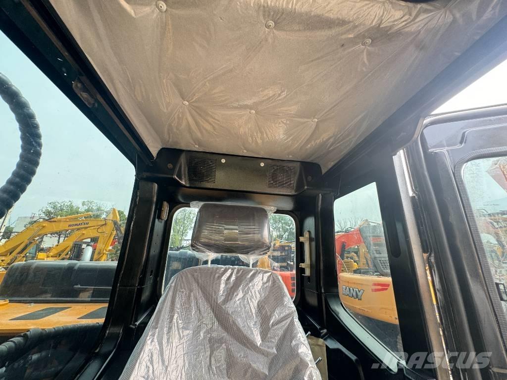 Sany SY 215 H حفارات زحافة