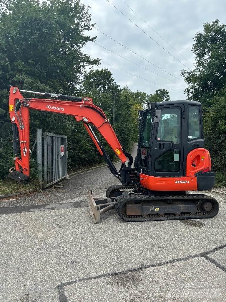 Kubota KX 042-4 حفارات صغيرة أقل من 7 طن (حفارات صغيرة)