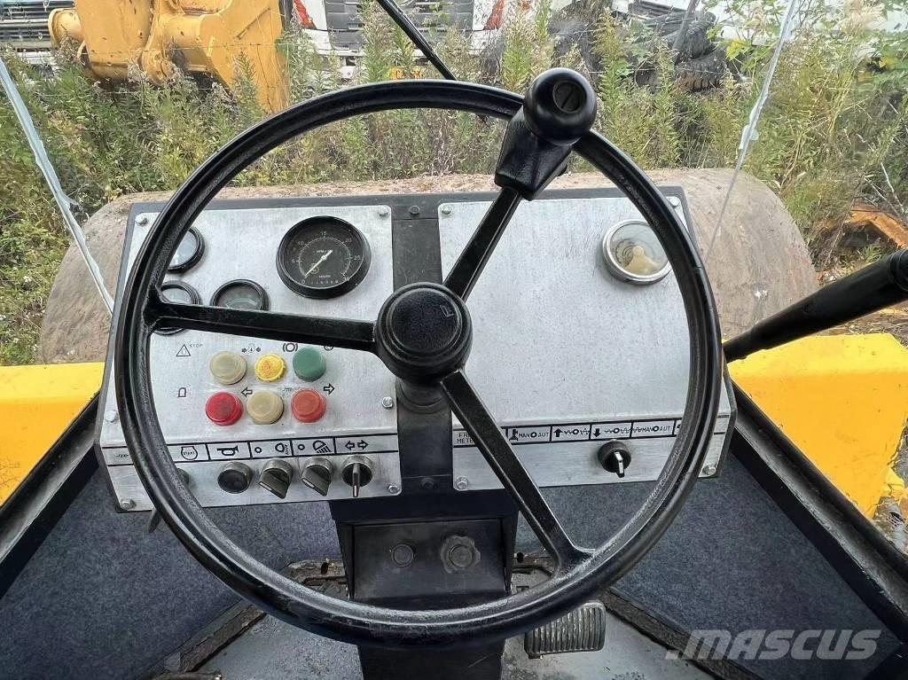 Dynapac CA 251 مداحل أحادية الأسطوانة