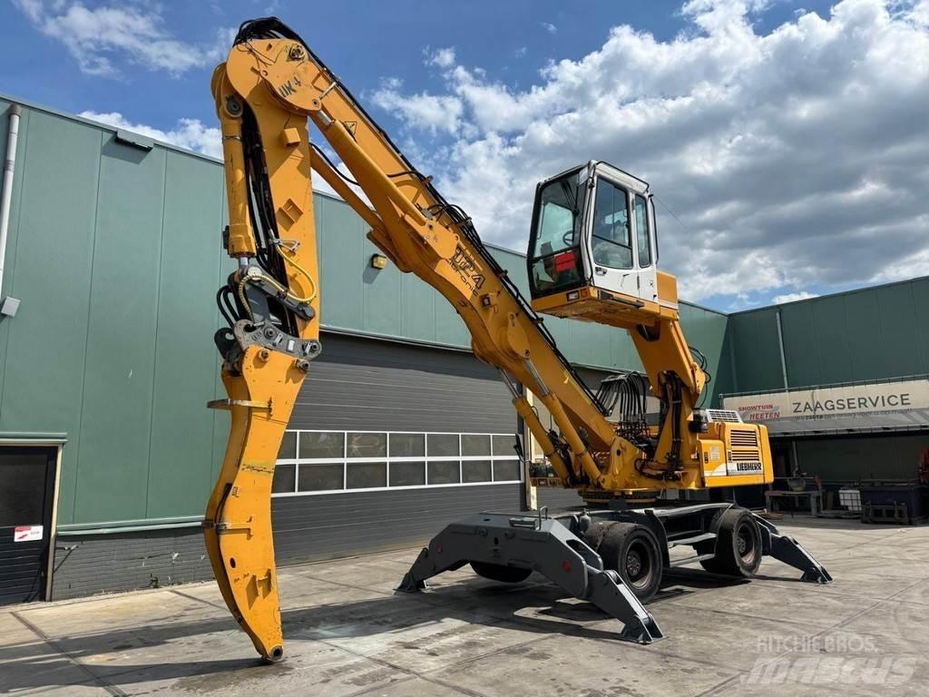 Liebherr A 924 B مناولات المخلفات / مناولات صناعية