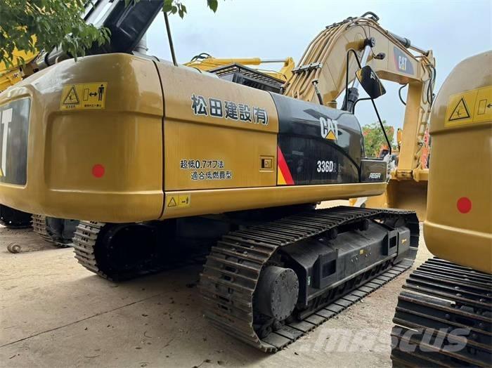 CAT 336 D حفارات زحافة