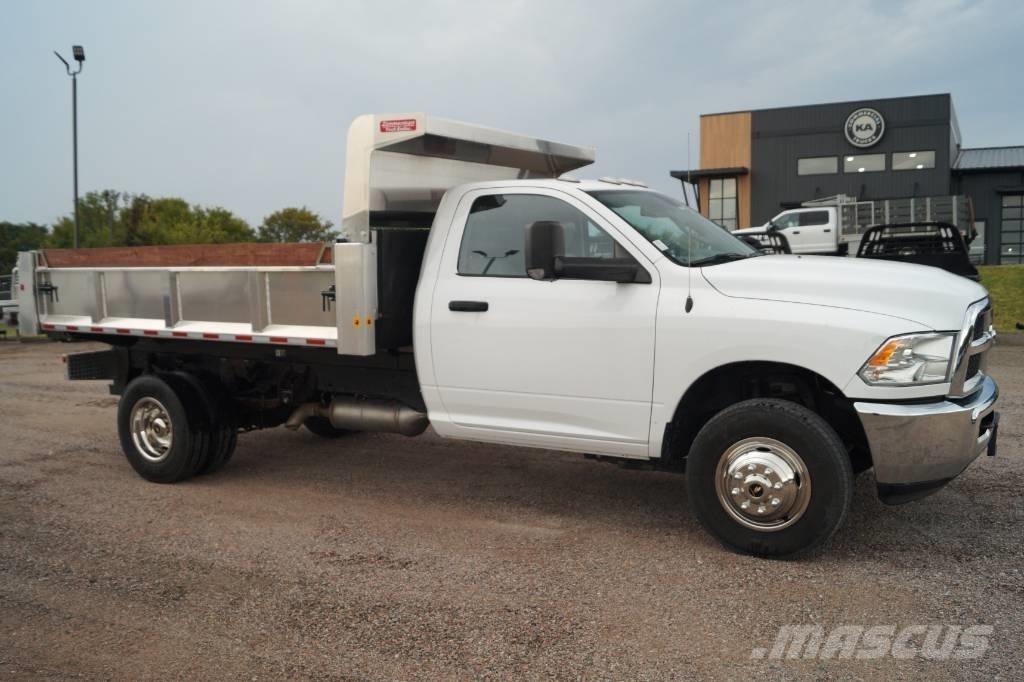 RAM 3500 TRADESMAN شاحنات قلابة