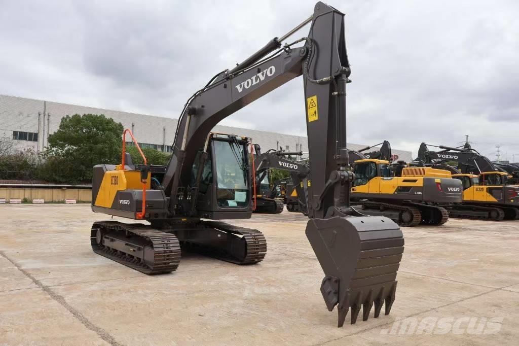 Volvo EC 130 حفارات زحافة