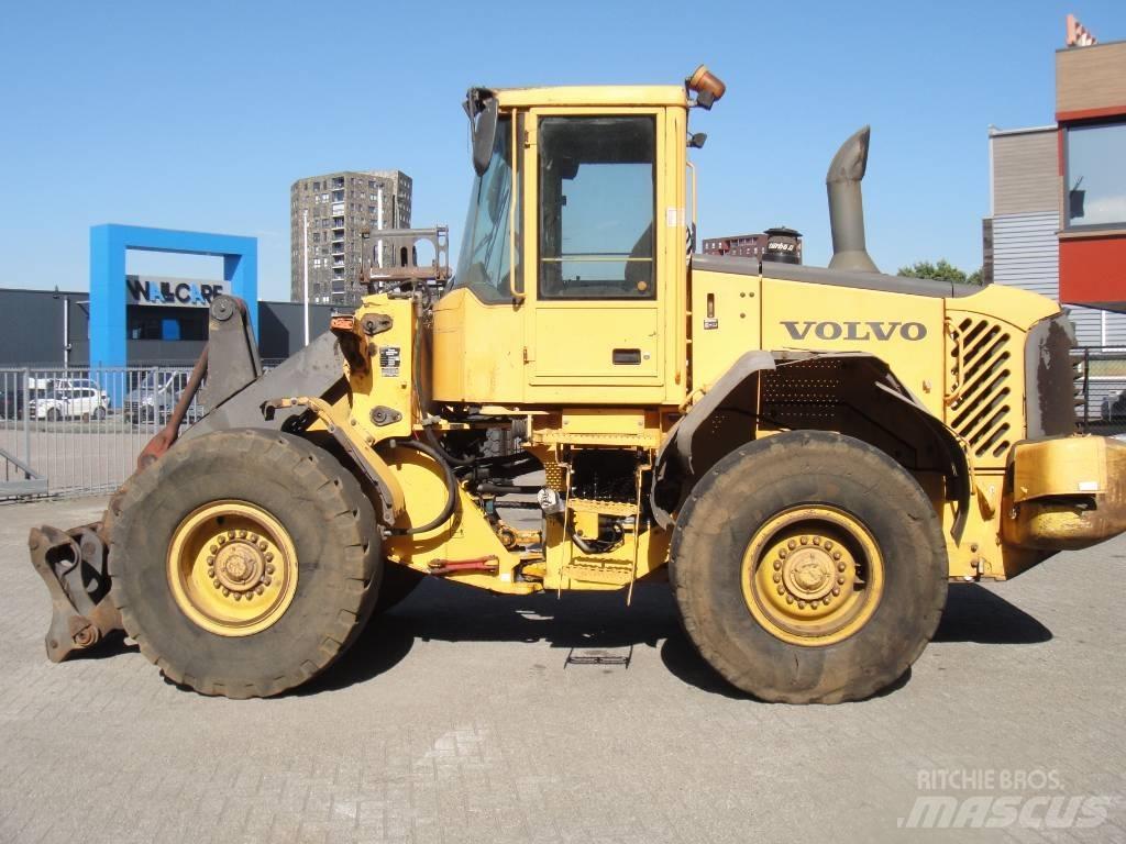 Volvo L 90 E لوادر بعجل