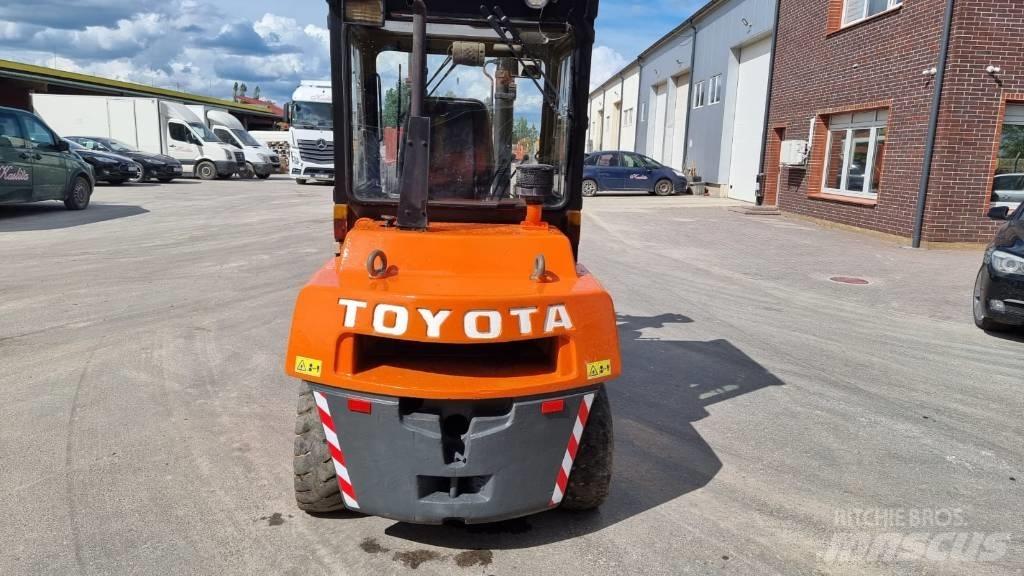 Toyota FD 55 شاحنات الديزل
