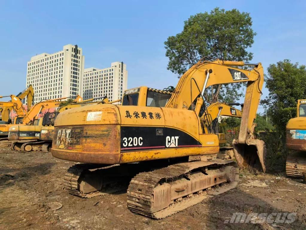 CAT 320C حفارات وسط 7 طن - 12 طن