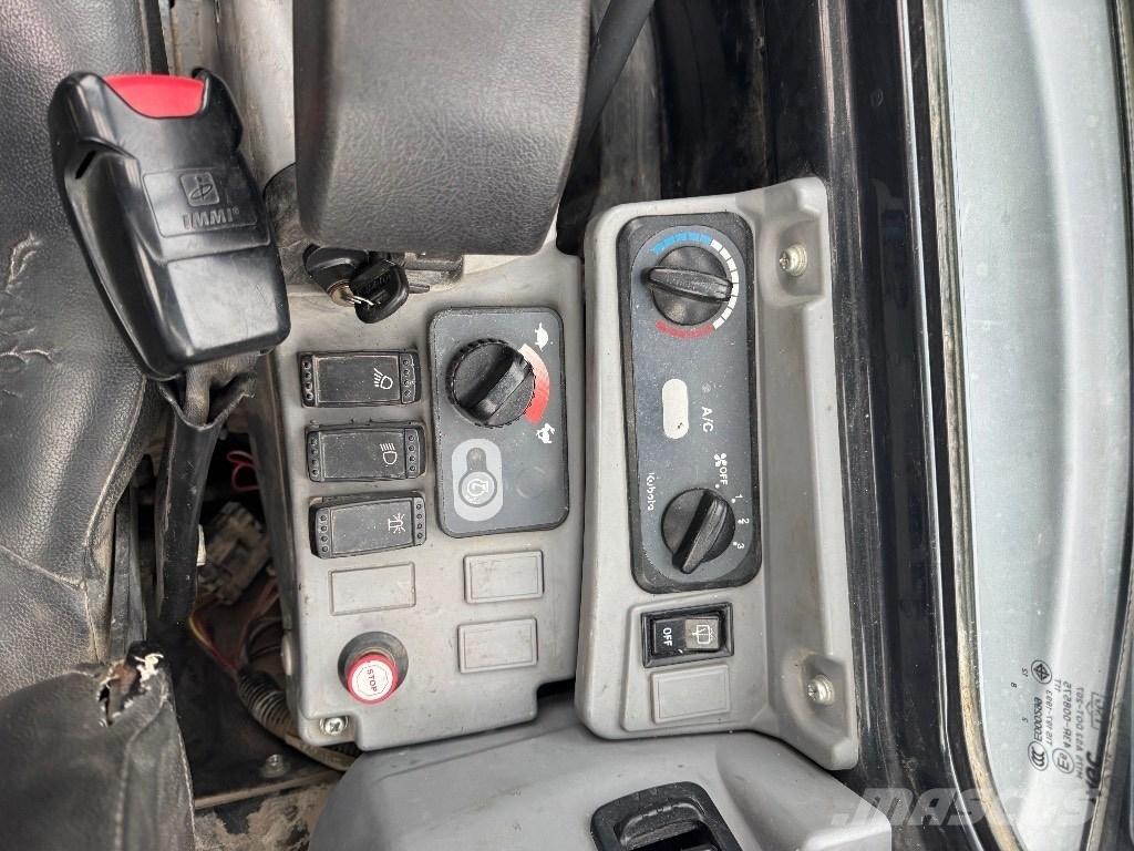 Kubota U 55-4 حفارات صغيرة أقل من 7 طن (حفارات صغيرة)