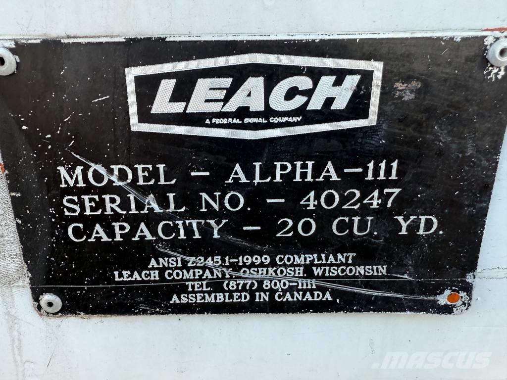 Leach Alpha III شاحنات المخلفات