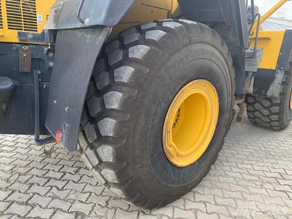 Komatsu WA 470-6 لوادر بعجل