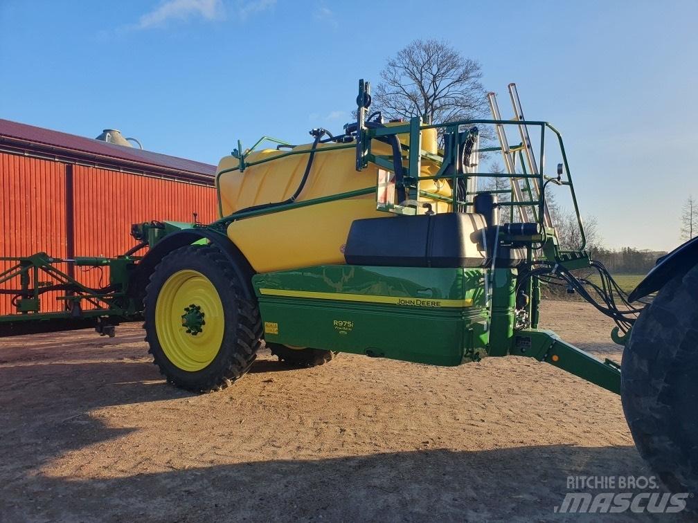 John Deere R975 i الرشاشات